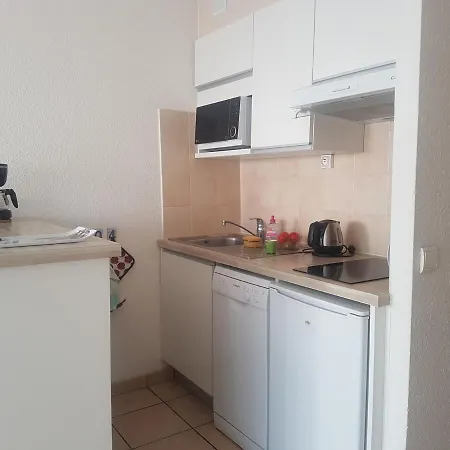 Climatise Pour 2/3 - Proche Et Commerces - Wifi Inclus - Fr-1-466a-22 Apartamento