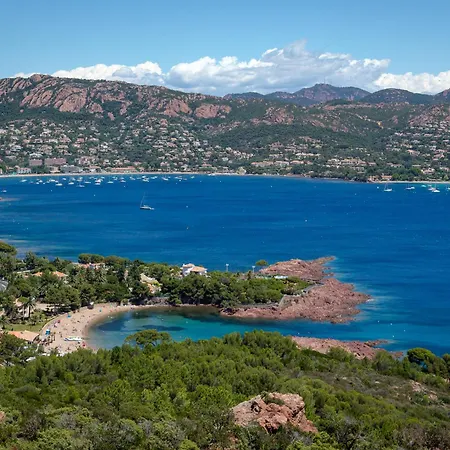 Apartment Climatise Pour 2/3 - Proche Et Commerces - Wifi Inclus - Fr-1-466a-22 Saint-Raphael (Var)